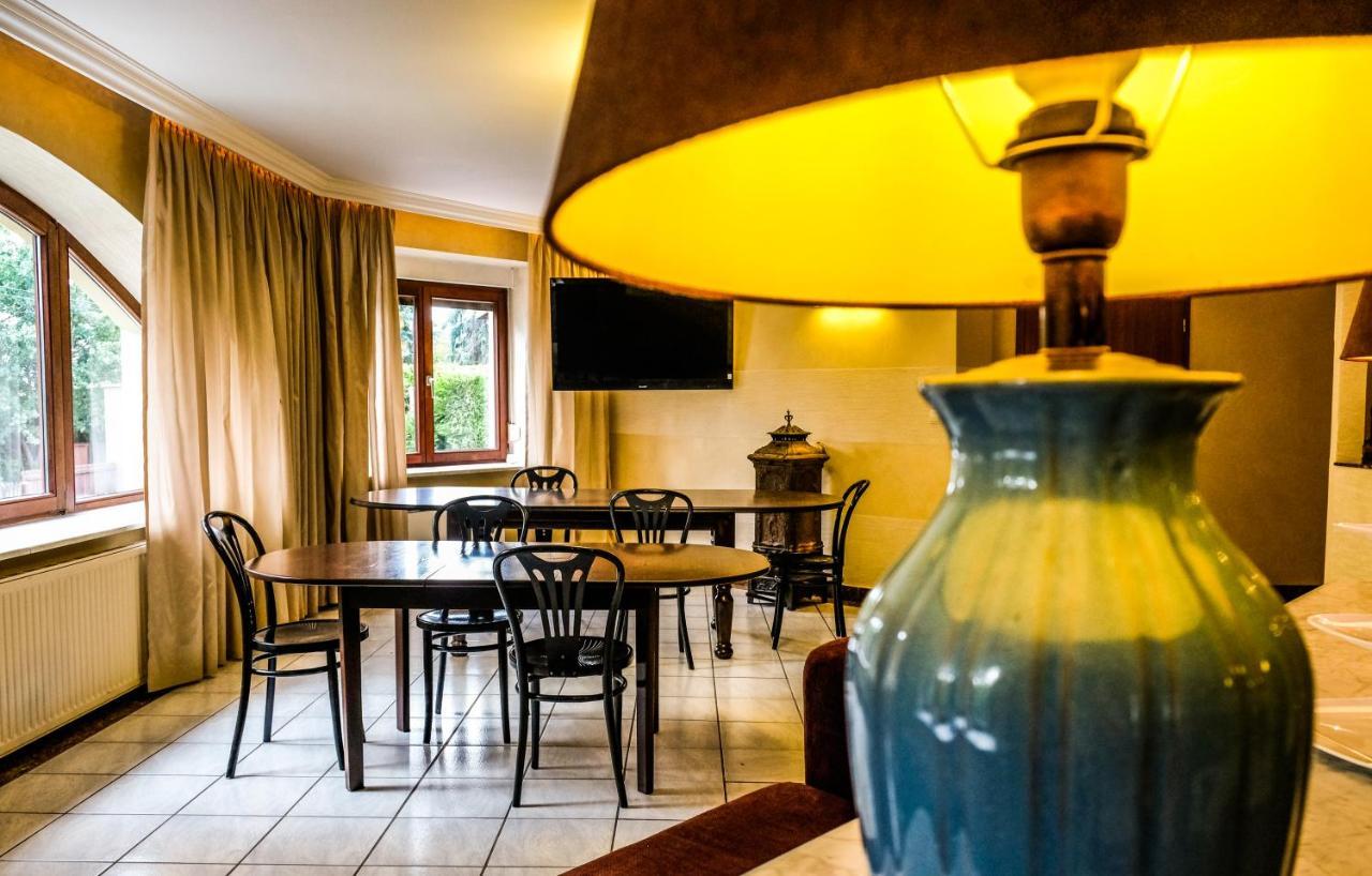 Villa 37B Bed And Breakfast Varsó Kültér fotó