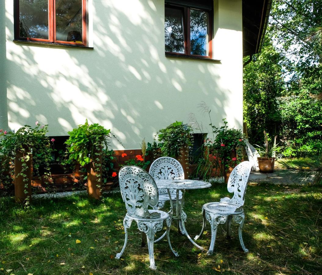 Villa 37B Bed And Breakfast Varsó Kültér fotó